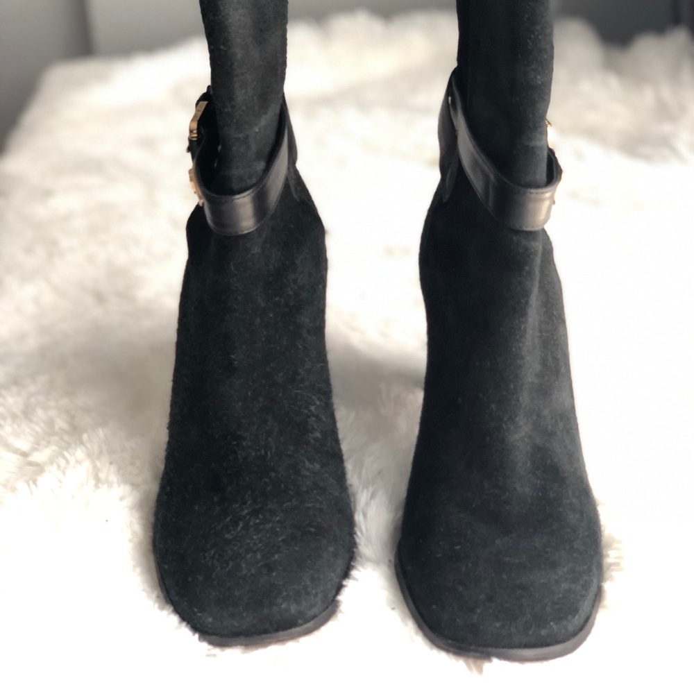 Tory Burch black suede ankle boots - Picture 5 of 9